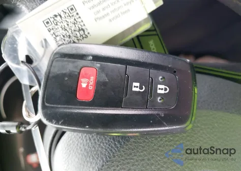 2025 Toyota Rav4 Xle z USA, uszkodzony, nr VIN 2T3P1RFV1SW515168